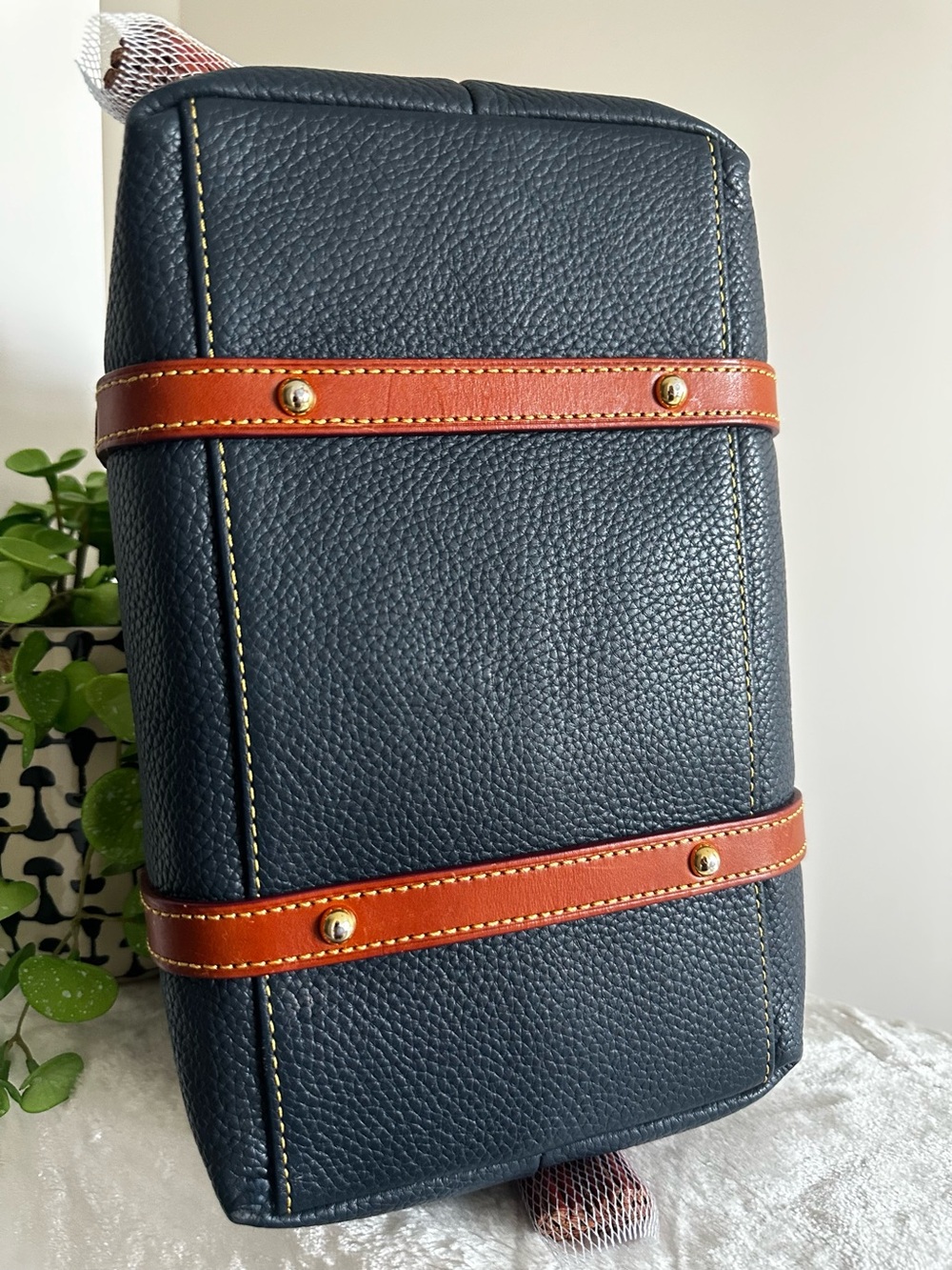 Dooney & Bourke Pebble Leather Bristol Satchel in Navy Blue EUC - Picture 9 of 15